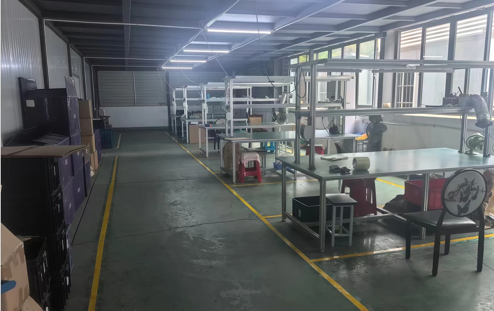 Assembly workstations